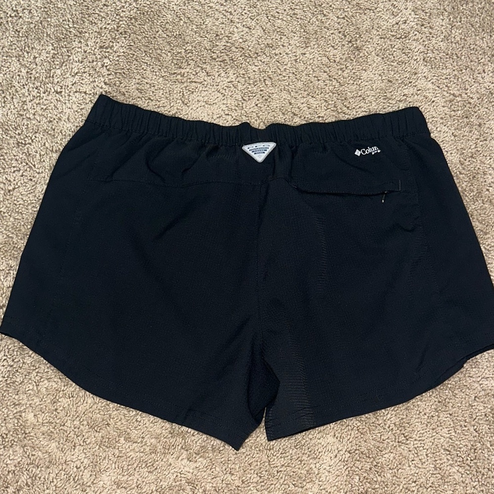 Columbia dri fit shorts